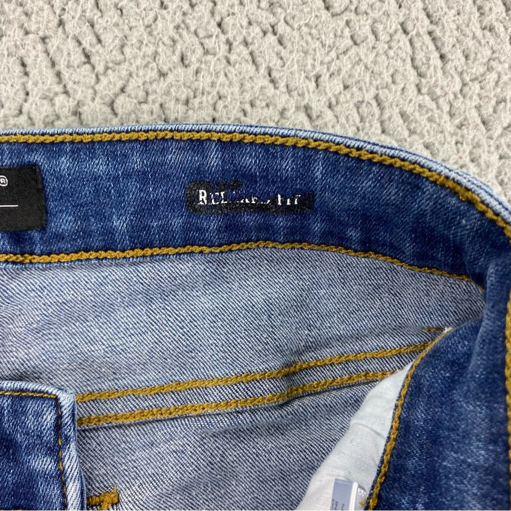 Judy Blue Women's Relaxed Fit Ankle Stretch Denim Jeans  |  Size:  3/26 - Picture 12 of 14